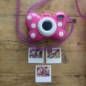 Disney Minnie Mouse Kids Camera with Strap